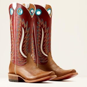 ARIAT Futurity Fort Worth Narrow Cutter Toe Western
Boot